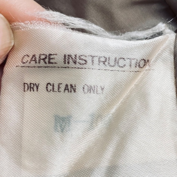 VTG 1980’s Lord & Taylor’s Long Quilted Puffer Coat in Light Tan Size M - Picture 8 of 8